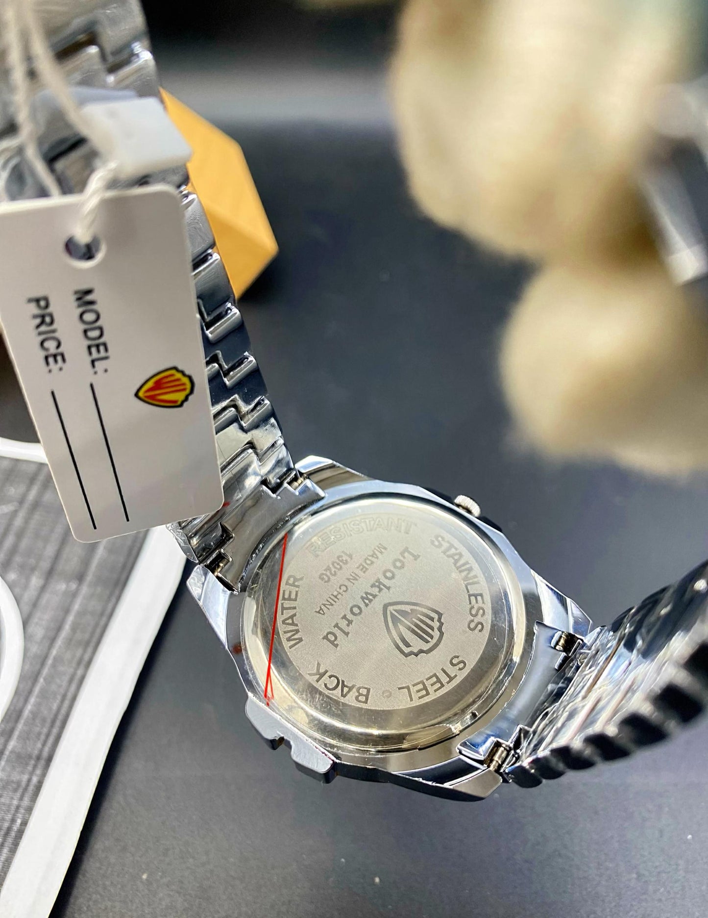 Luxury-Out Men’s Wrist Watch – Fully Diamond-Styled Quartz Timepiece