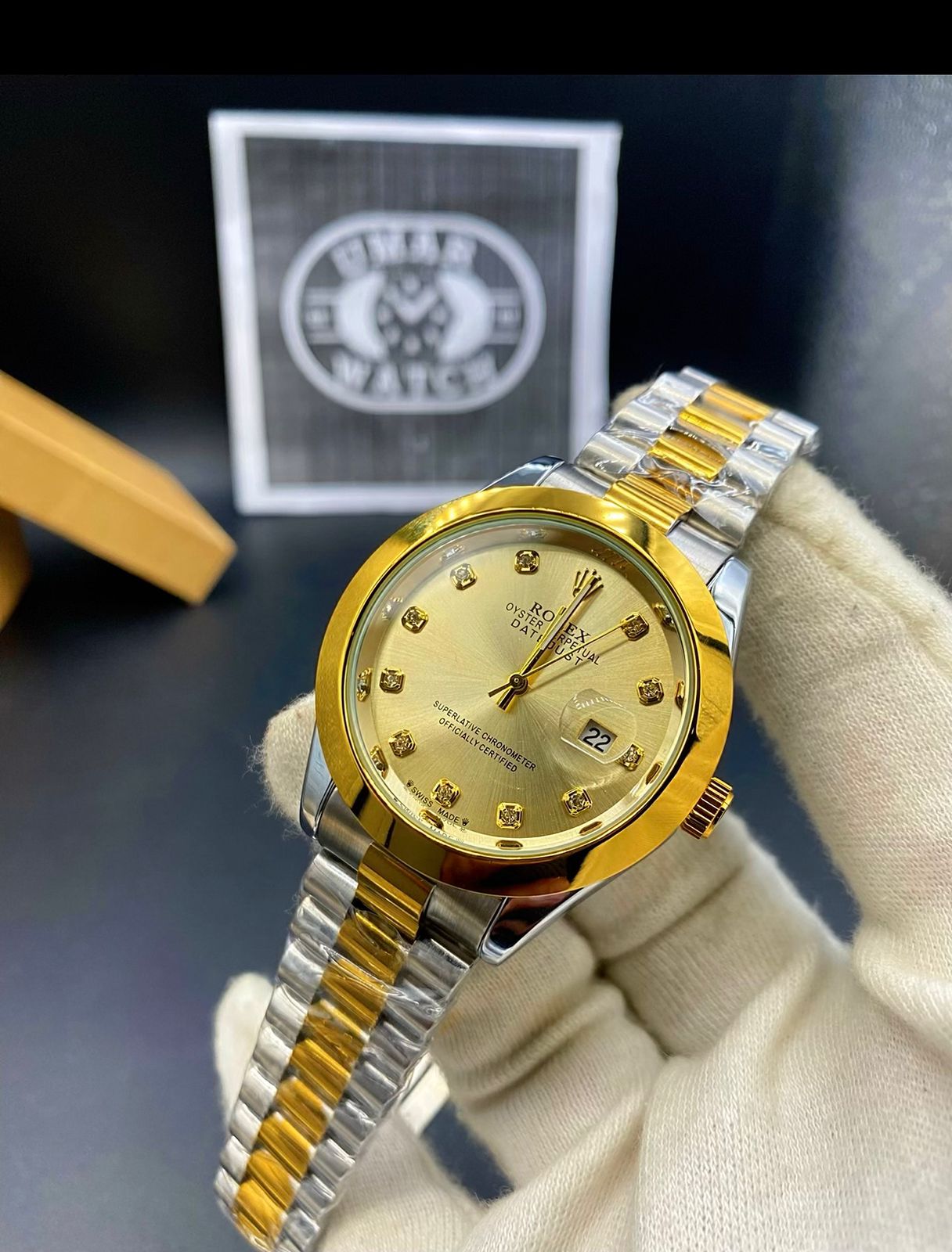 Premium Analog Watch with Crystal Accents & Jubilee Strap