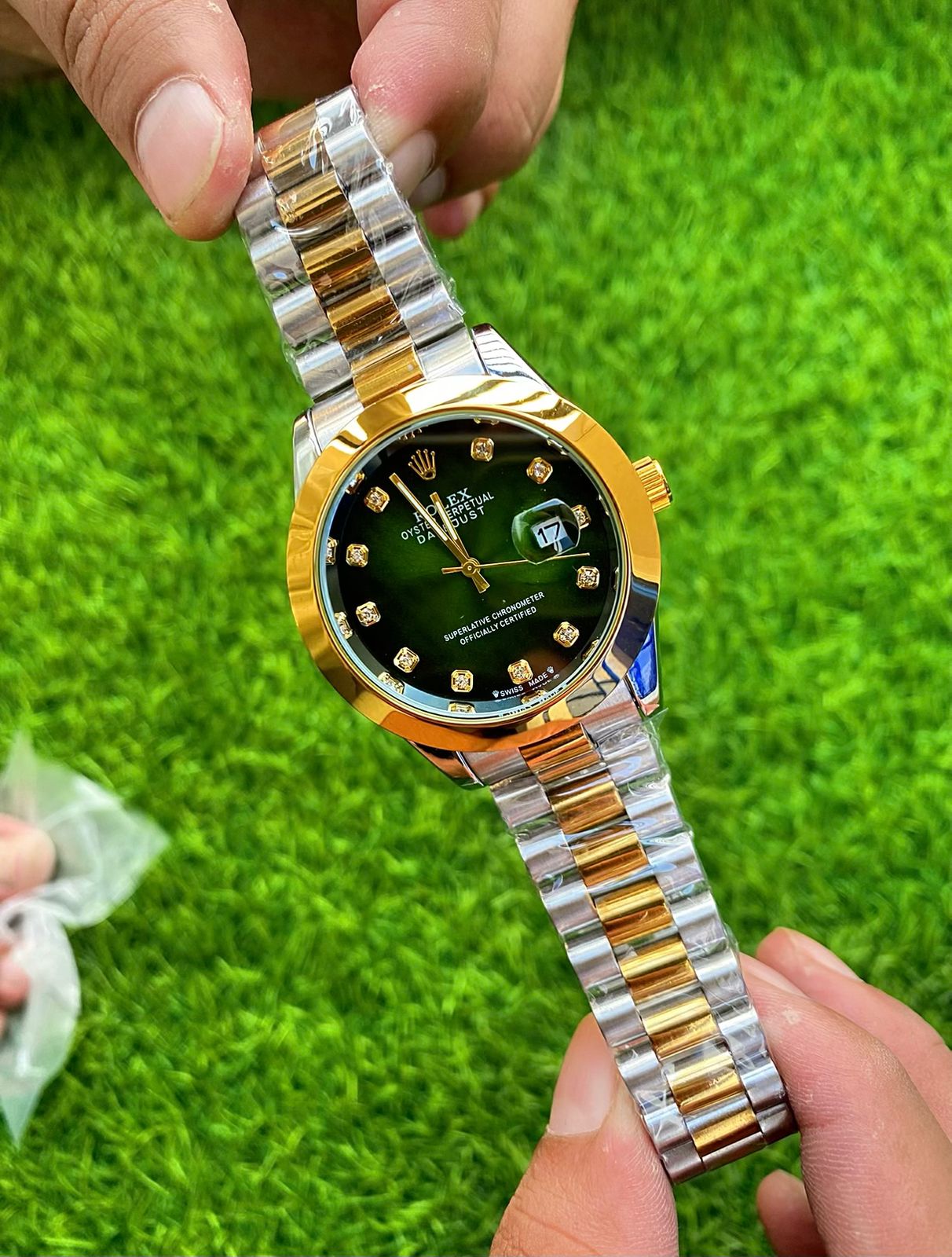 Luxury Stainless Steel Wristwatch with Diamond Markers
