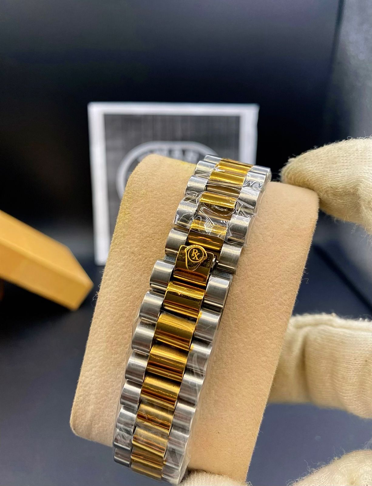 Premium Analog Watch with Crystal Accents & Jubilee Strap