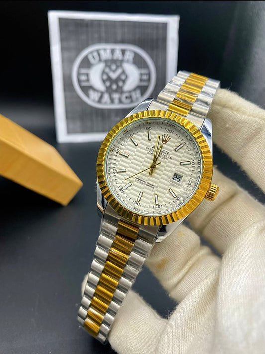 Premium Analog Wristwatch with Date Display
