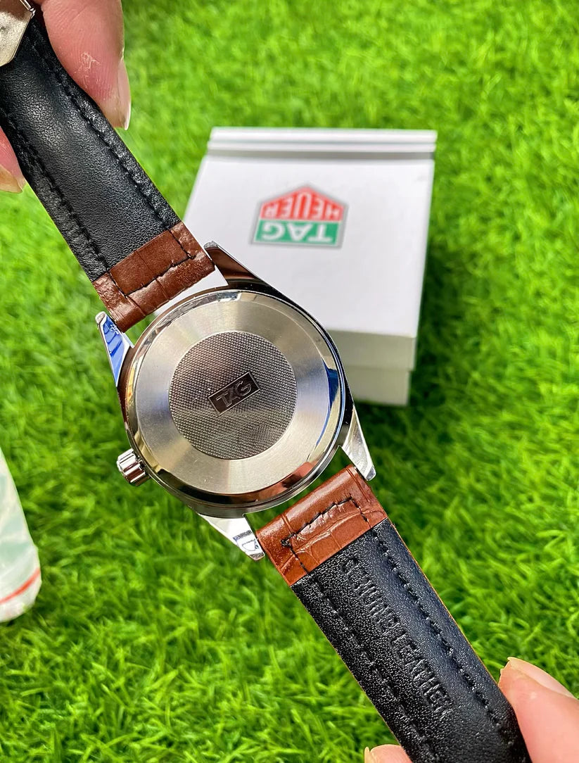 Elegant Day-Date Leather Strap Watch – Premium Classic Dial
